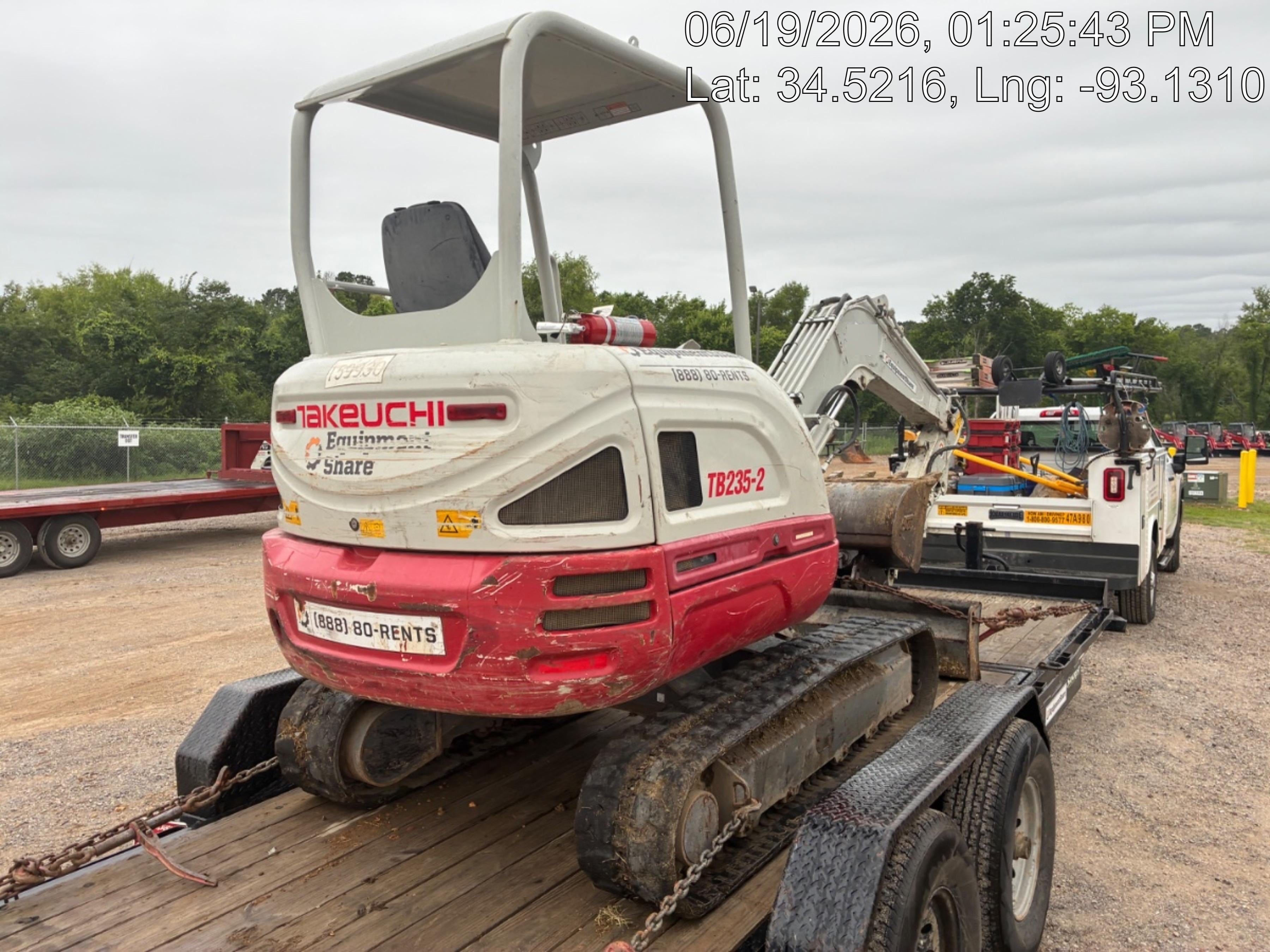2021 TAKEUCHI TB235-2R
