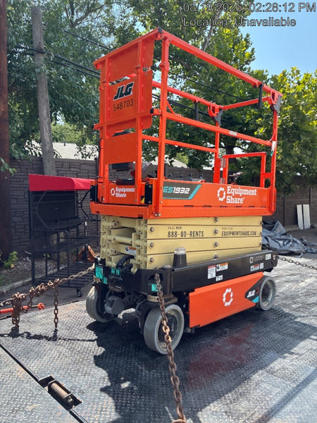 2025 JLG ES1932