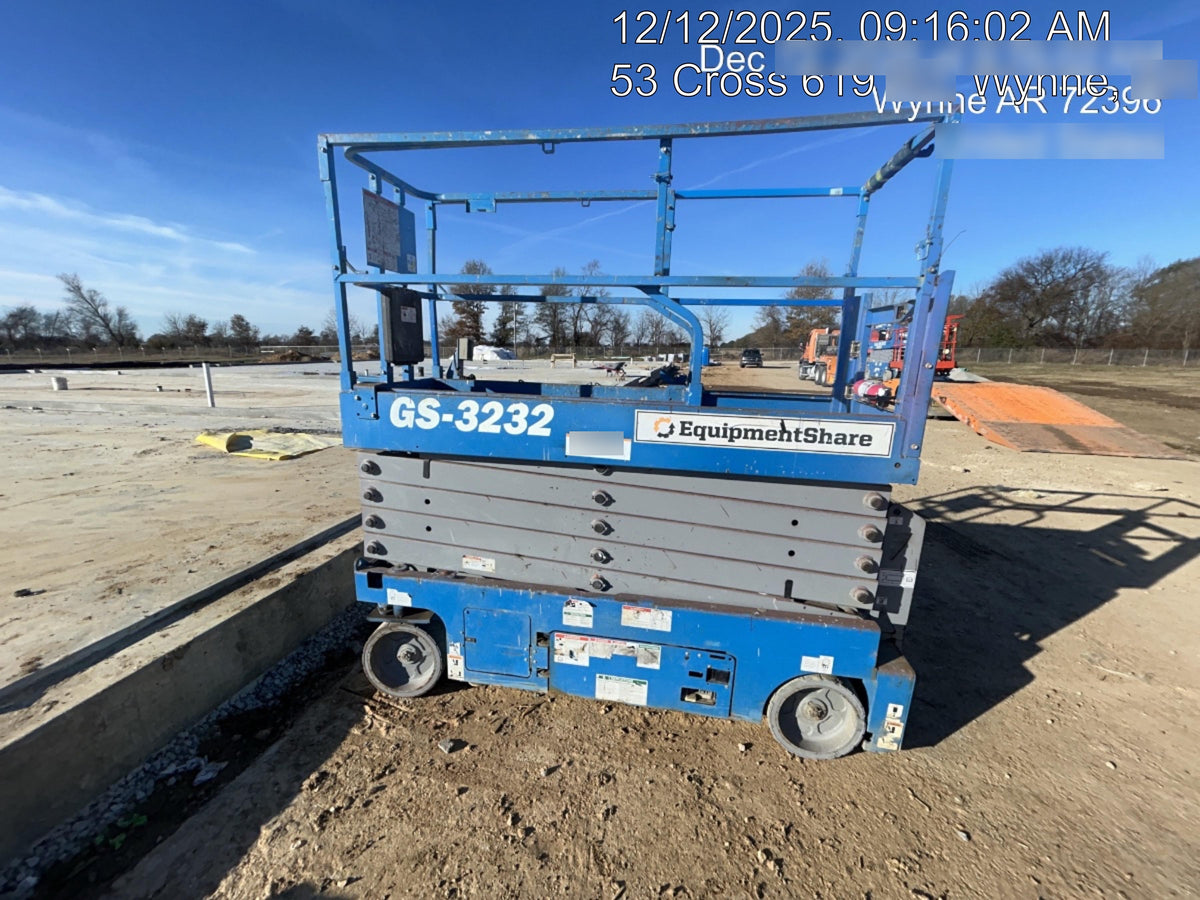 2019 Genie GS-3232 Standard Options