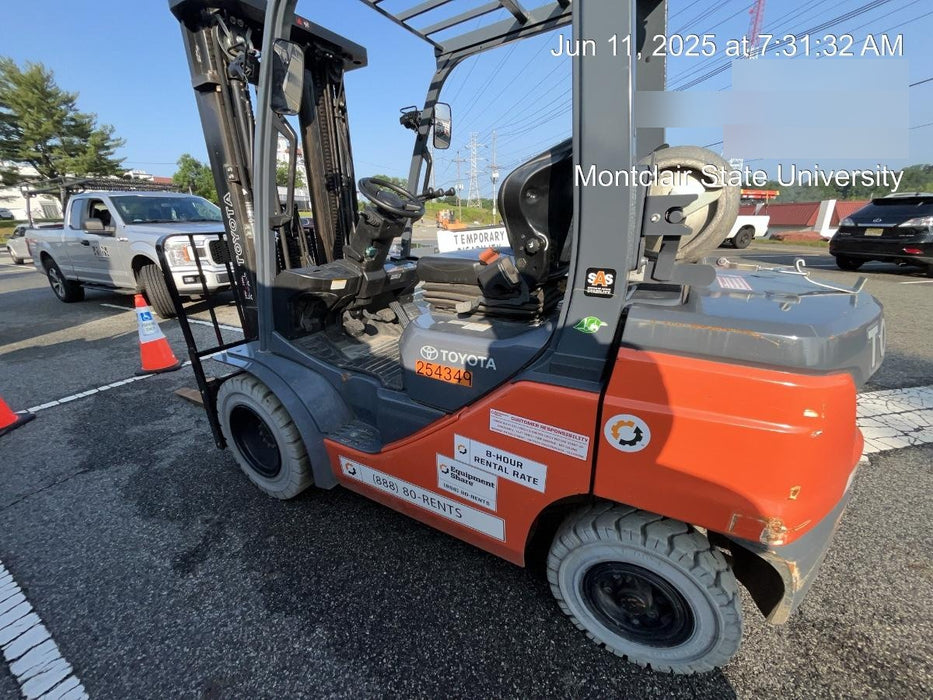 2022 TOYOTA 50-8FGU25