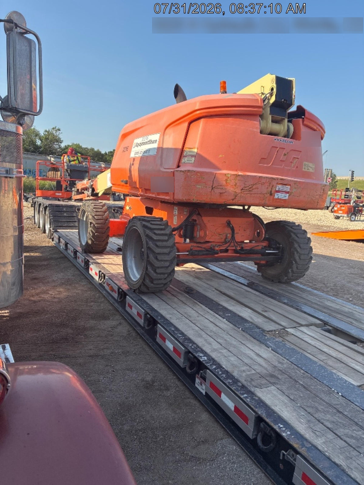2019 JLG 660SJ