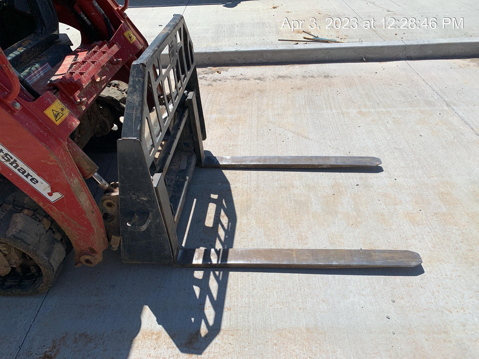 2022 PALADIN 48" Pallet Forks - Paladin