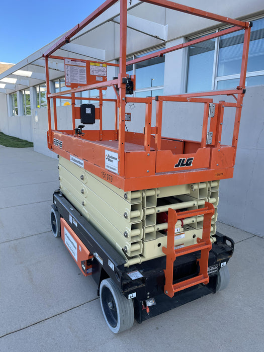 2021 JLG R3246