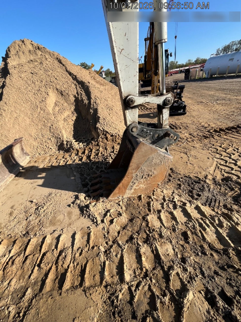 2016 TAKEUCHI TB280FR