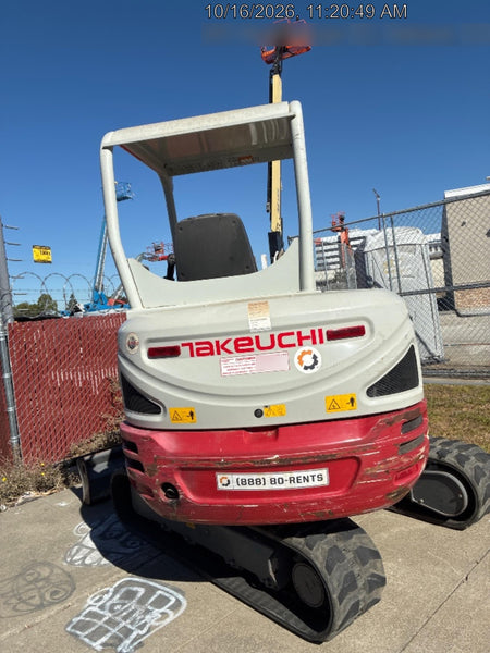 2022 TAKEUCHI TB235-2R