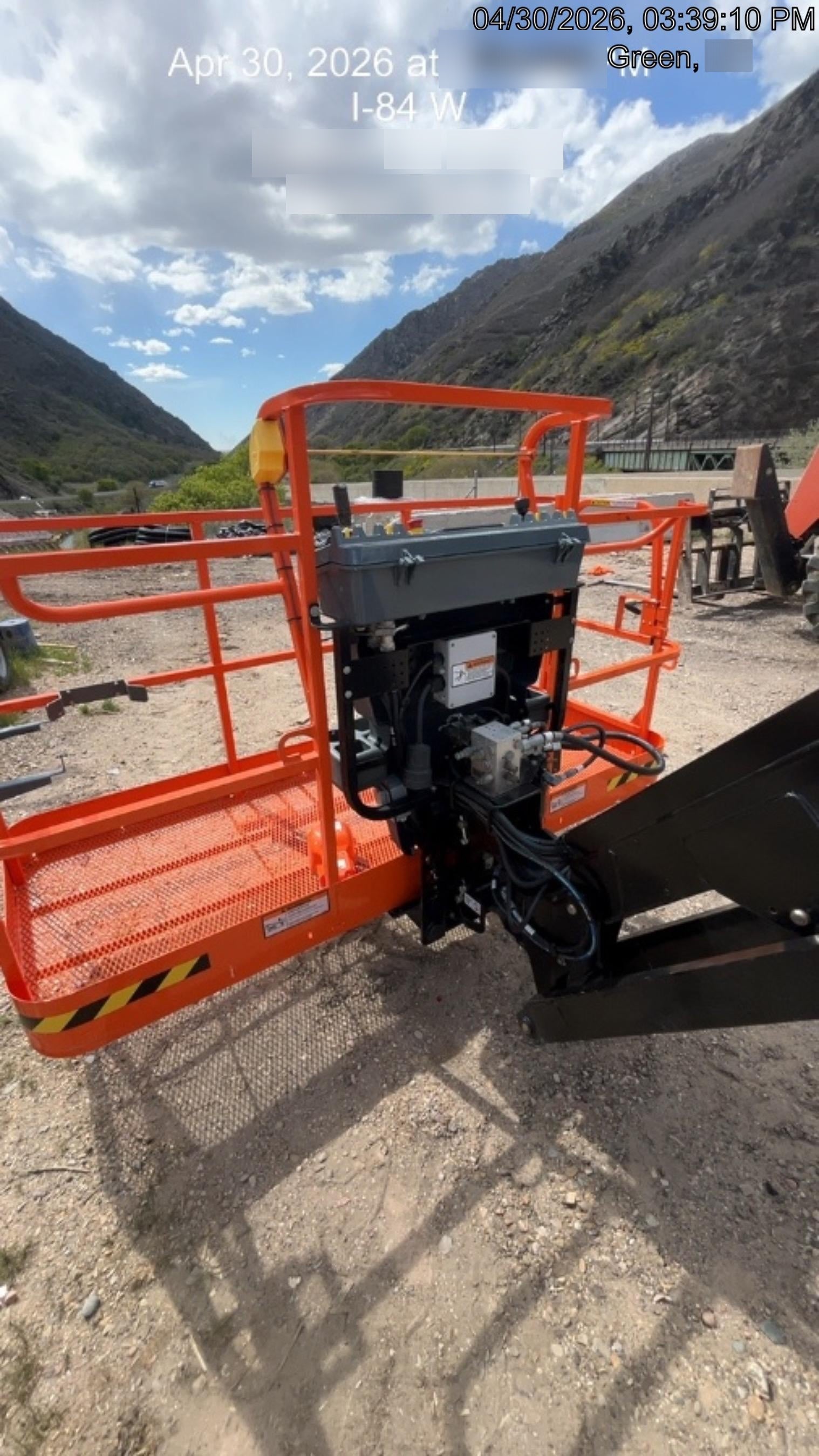 2025 JLG 660SJ