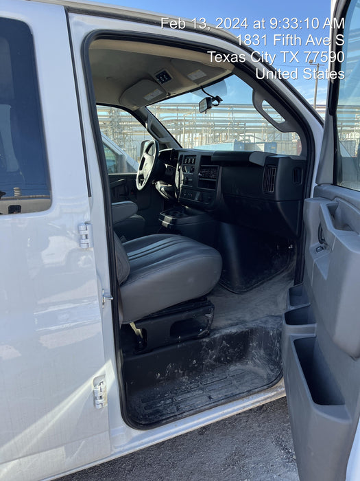 2023 CHEVROLET Express Van - Rental