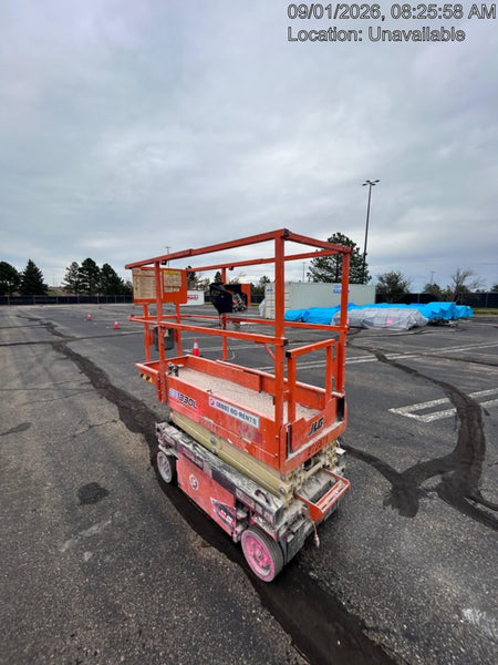 2022 JLG ES1330L