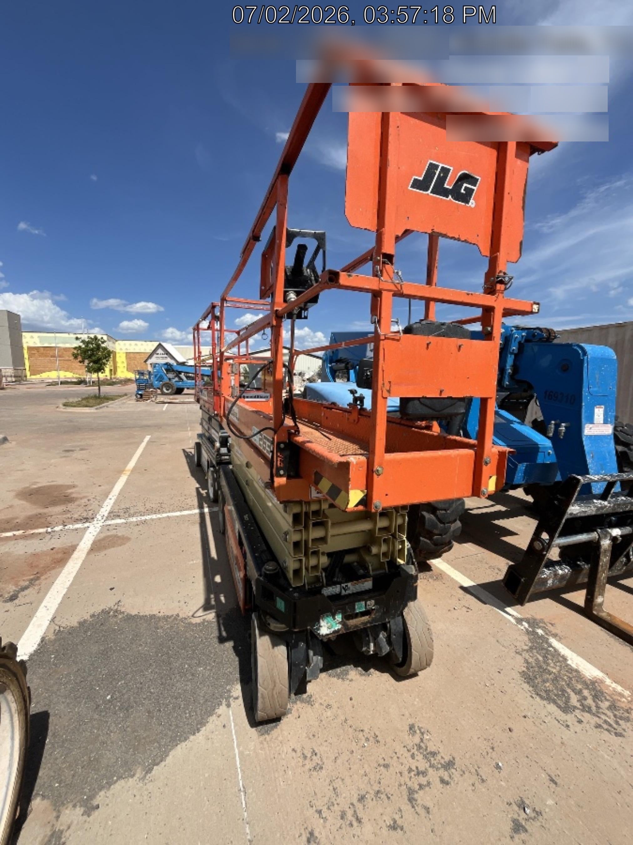 2021 JLG ES2632