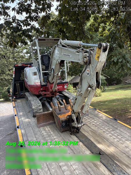 2021 TAKEUCHI TB235-2R