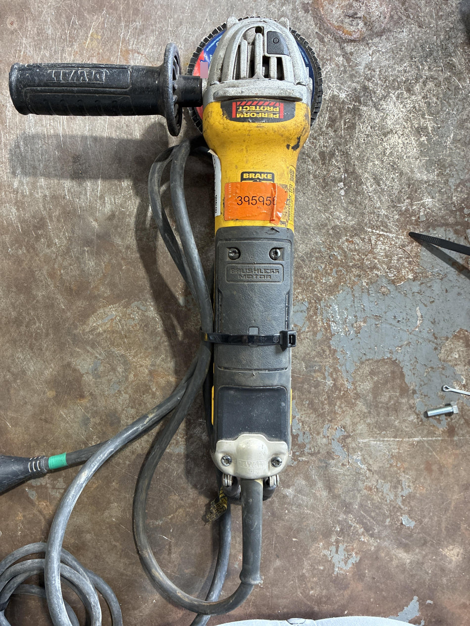 2024 DEWALT DWE43244N