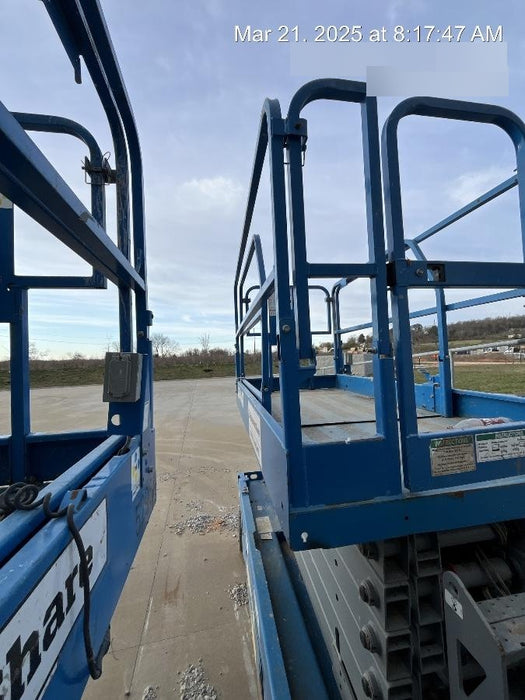 2019 Genie GS-4047 Folding rails with half height swing gate