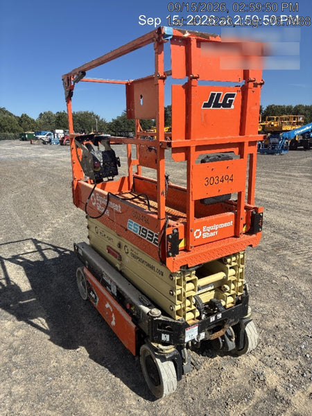 2023 JLG ES1932