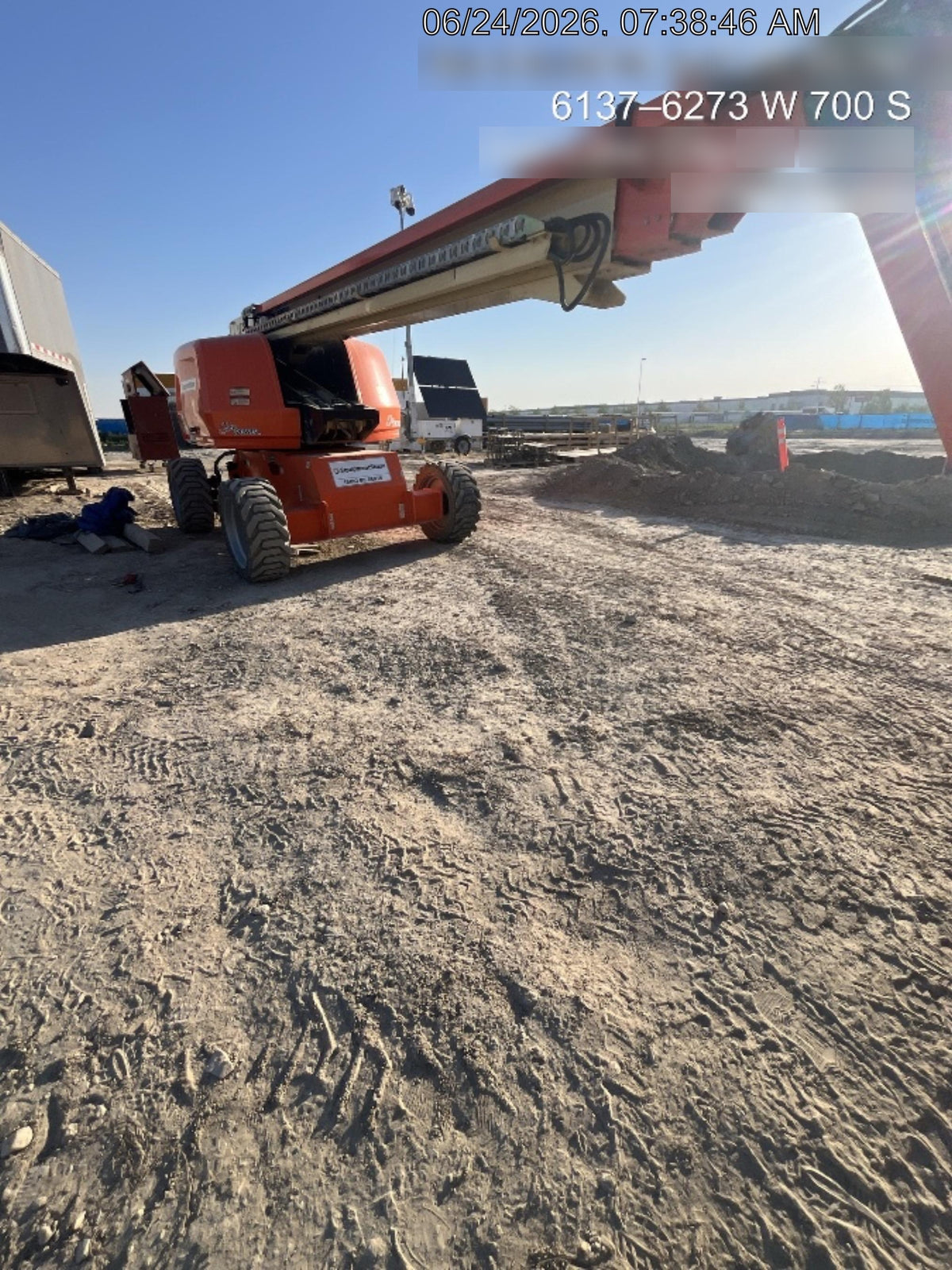 2020 JLG 660SJ