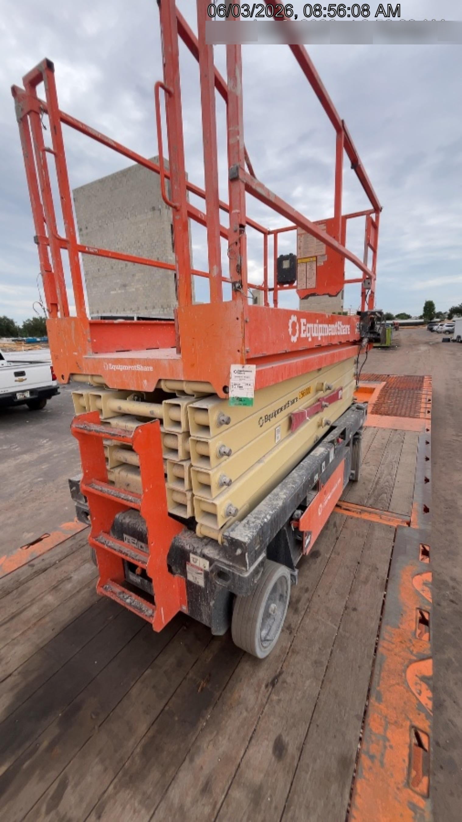 2022 JLG R4045
