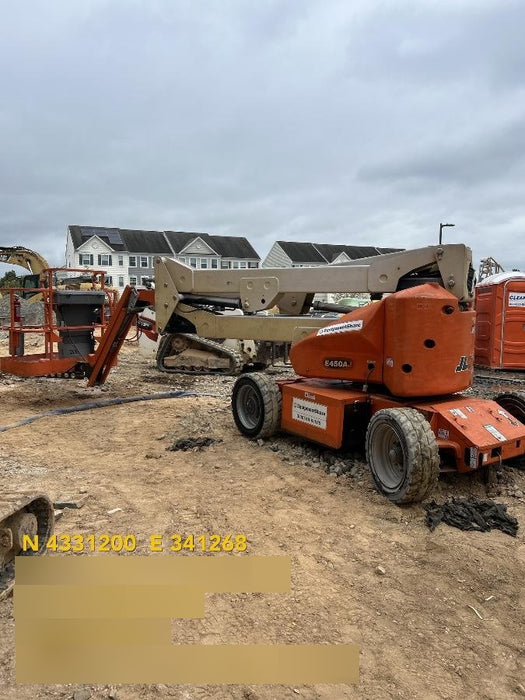 2019 JLG E450AJ
