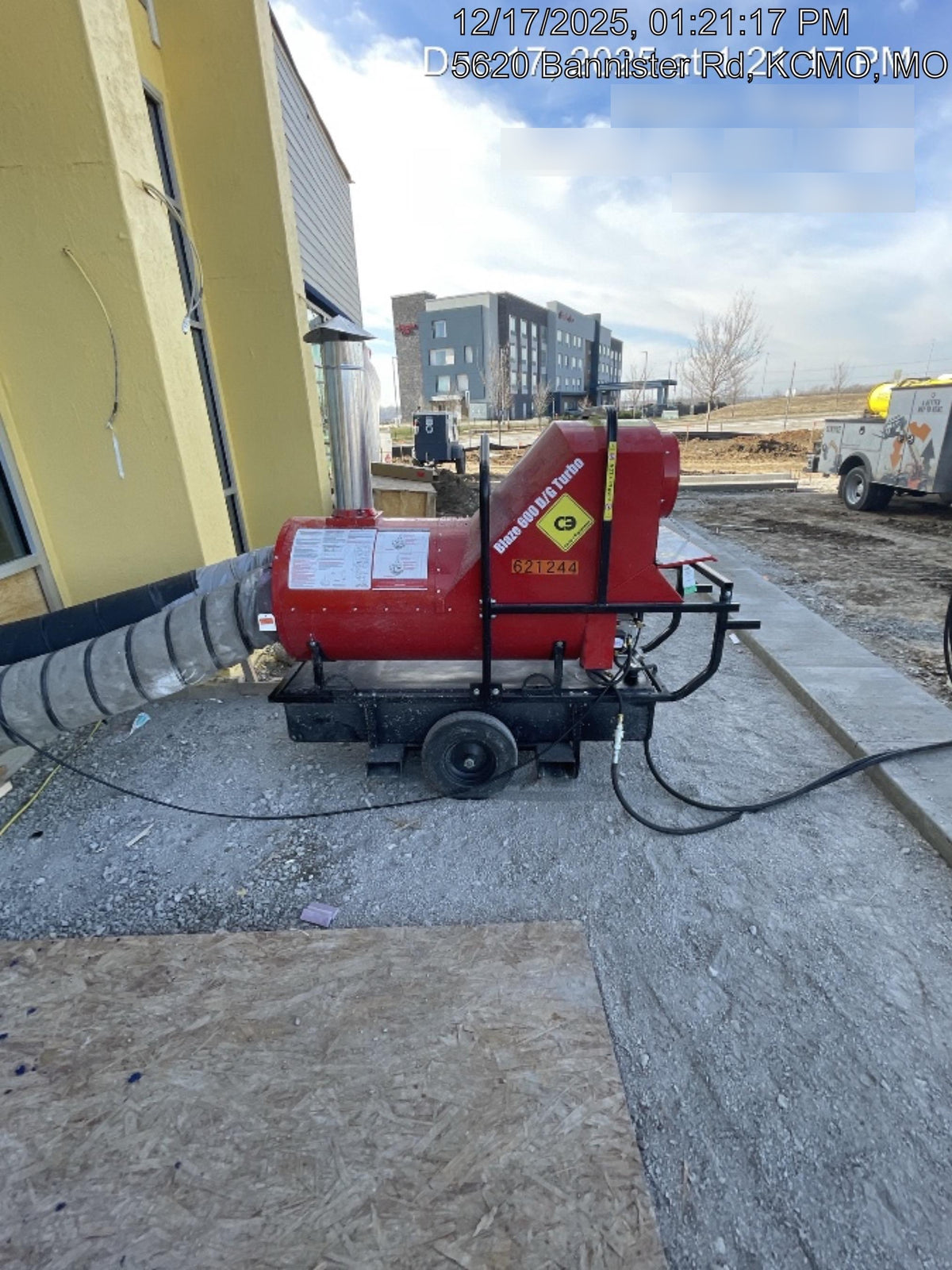 2025 CAMPO EB600D-RE1