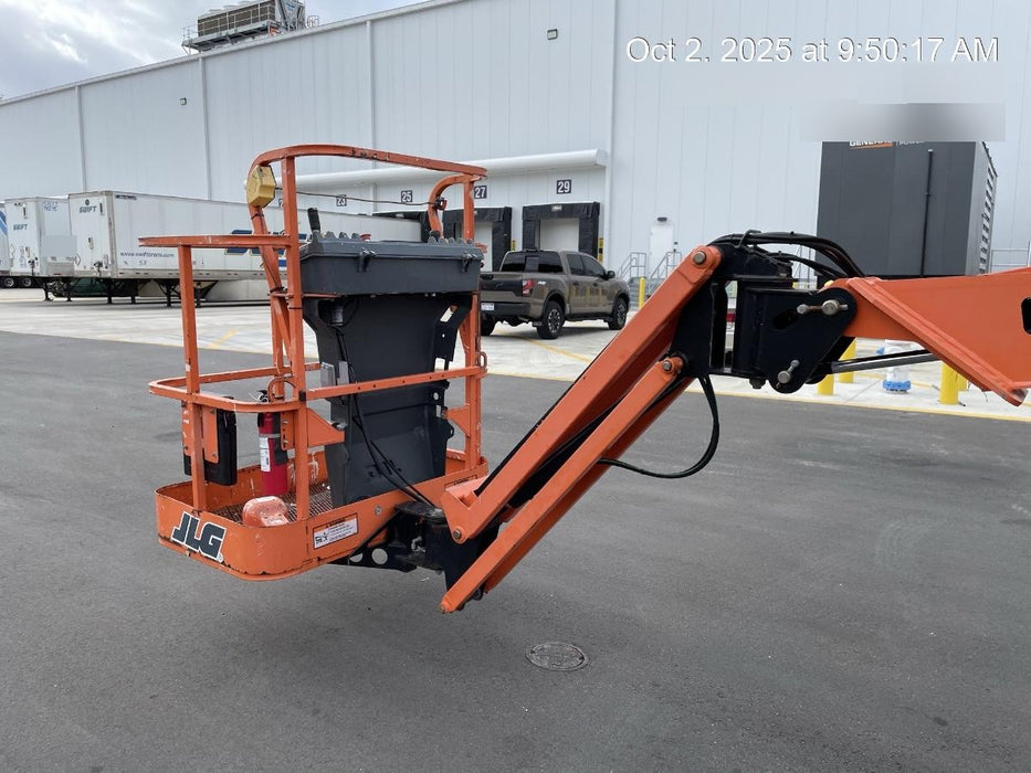 2019 JLG E400AJPN
