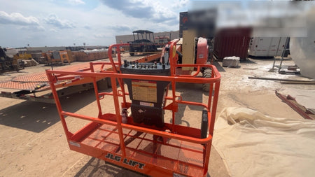 2019 JLG 450AJ