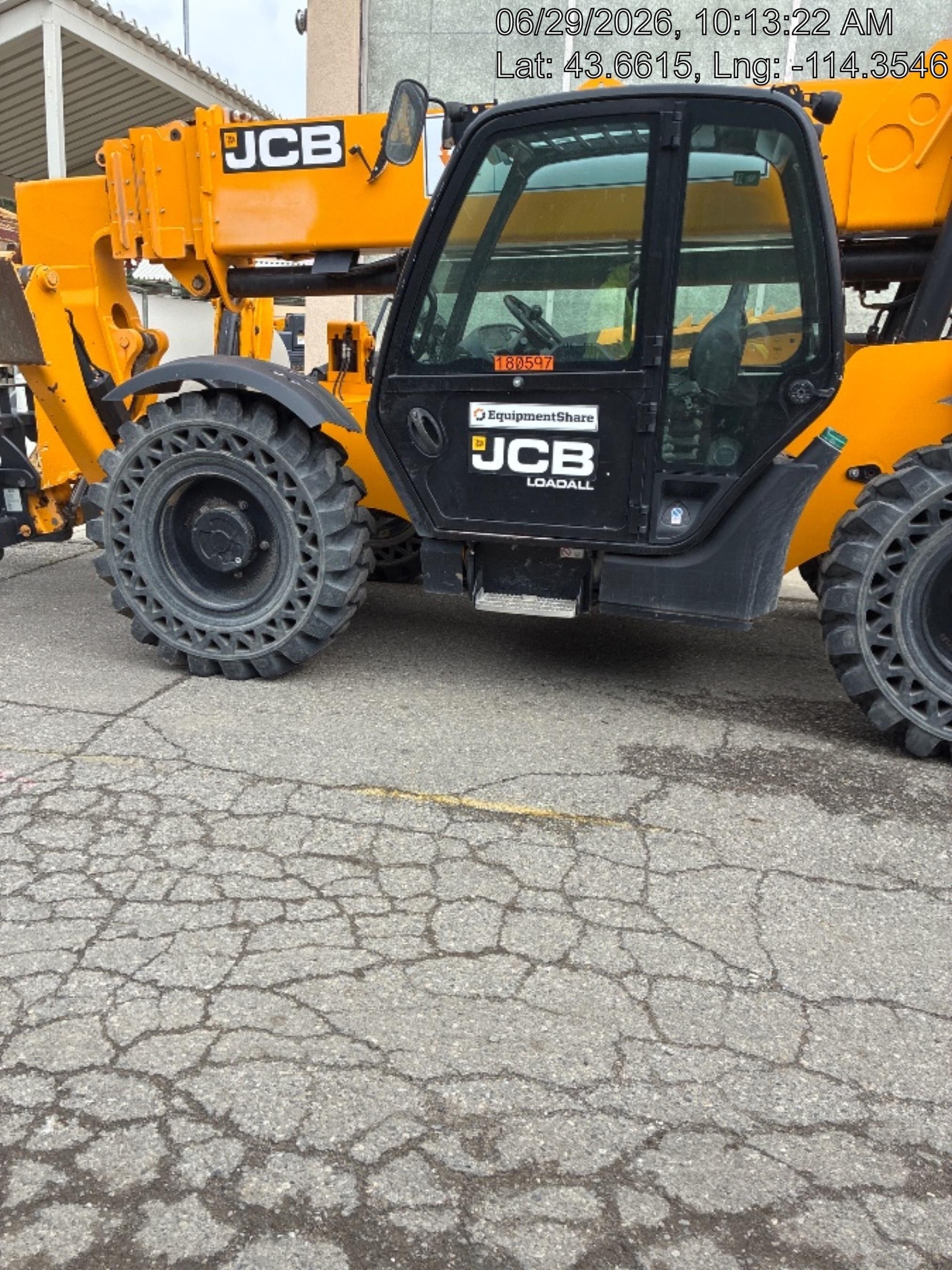 2021 JCB 510-56