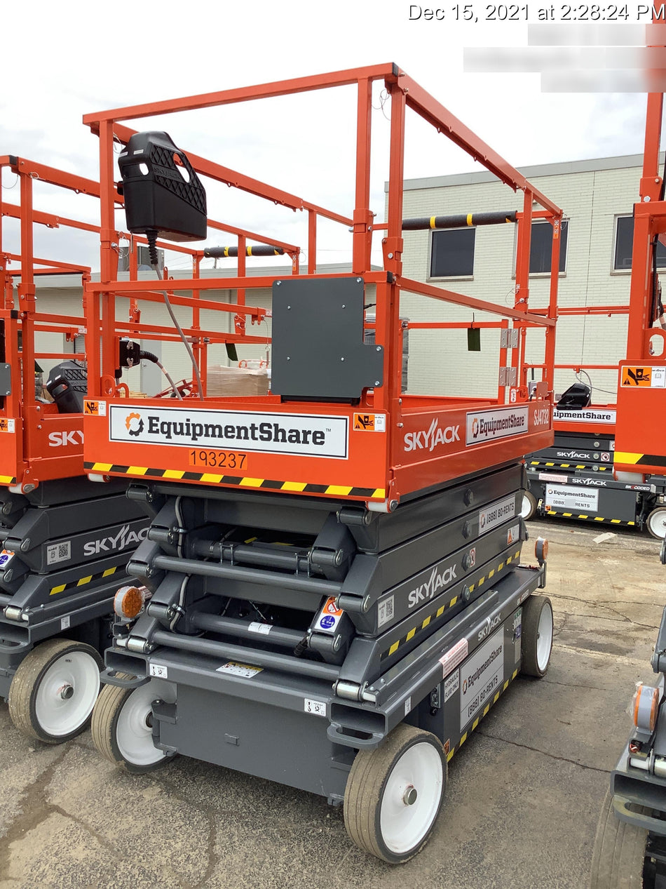2021 SKYJACK SJ4732