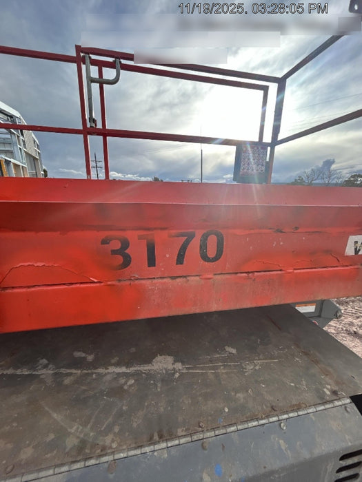 2017 SKYJACK SJ6832 RT