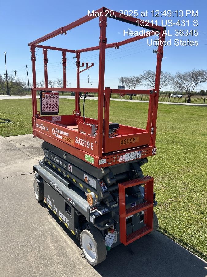 2024 Skyjack SJ3219 Electric Drive, Sld NM Tires, DBcns, RFRails, Power to Platform, T3 + Access Control