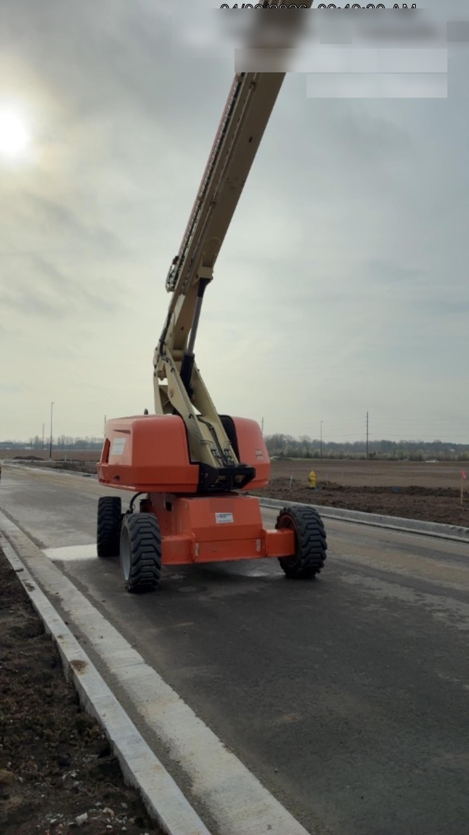 2019 JLG 660SJ