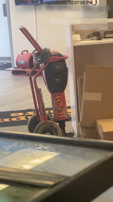 2020 HILTI TE 3000-AVR