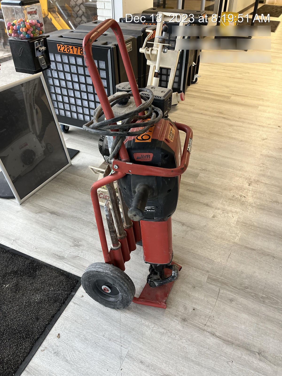 2020 HILTI TE 3000-AVR