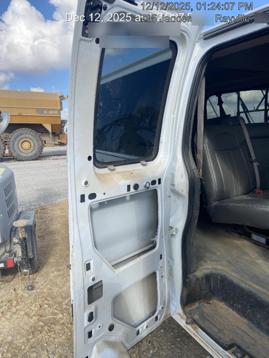 2023 CHEVROLET Express Van - Rental