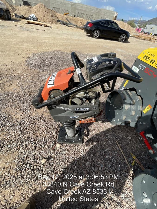 2025 HUSQVARNA LT5005