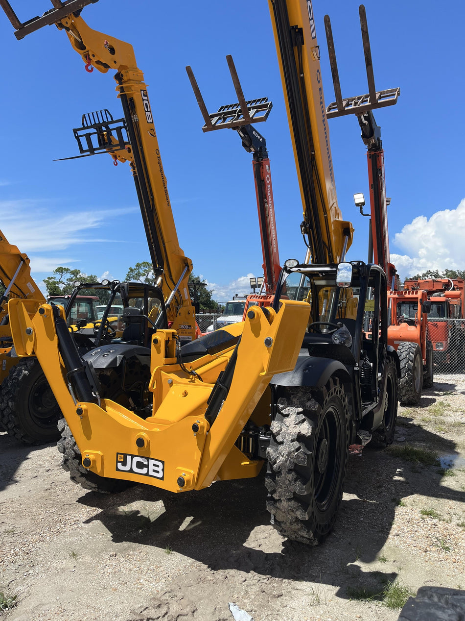 2025 JCB 510-56