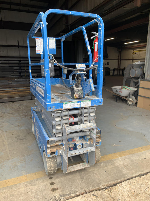 2019 Genie GS-1930 Fixed Rails with Chain Entry