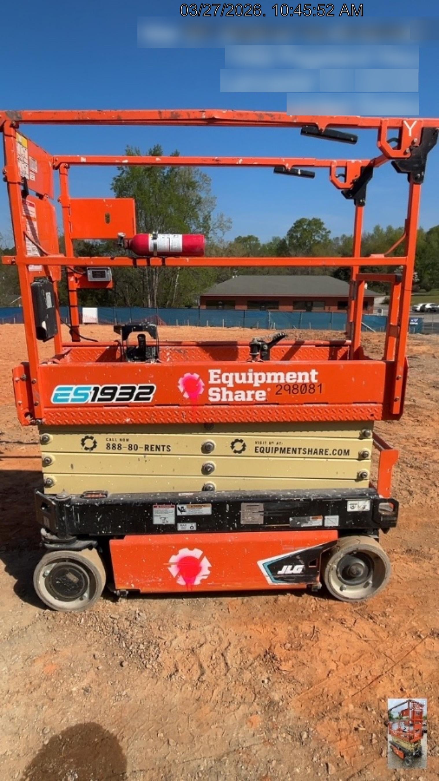 2023 JLG ES1932
