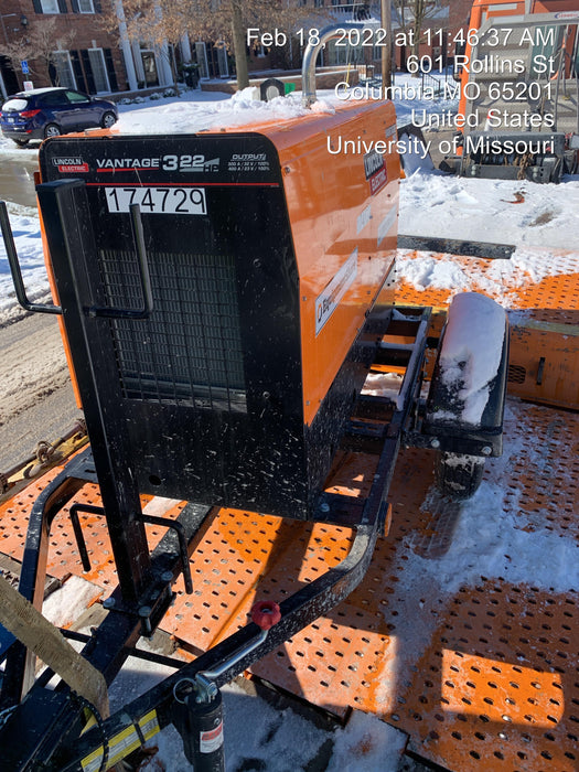 2021 Lincoln Electric Vantage 322 Vantage 322 Ready Pak 3 w/ Decals, ORANGE (includes trailer, cable rack, fender light kit) NO Telematics