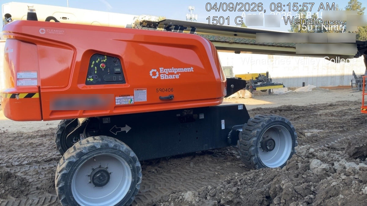 2025 JLG 660SJ