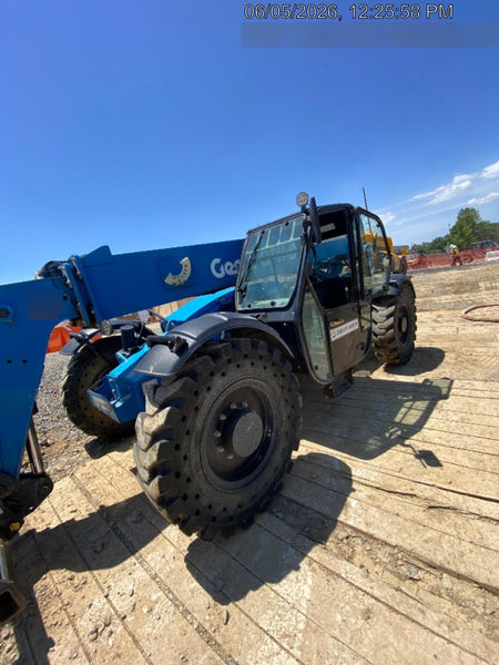 2018 Genie GTH-844 Genie GTH-844 w/Enclosed Cab w/HVAC, Work Lights, Solid Tires, Beacon, 60" Carriage and Forks