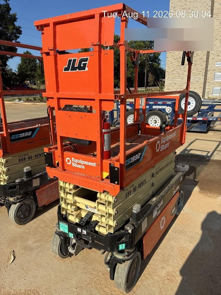 2025 JLG ES1932
