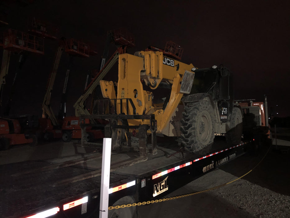 2019 JCB 510-56 74 HP w/CAB/HVAC, Beacon, Worklights, Aux Hydraulics, Solid Tires 66" Carriage/60" Forks