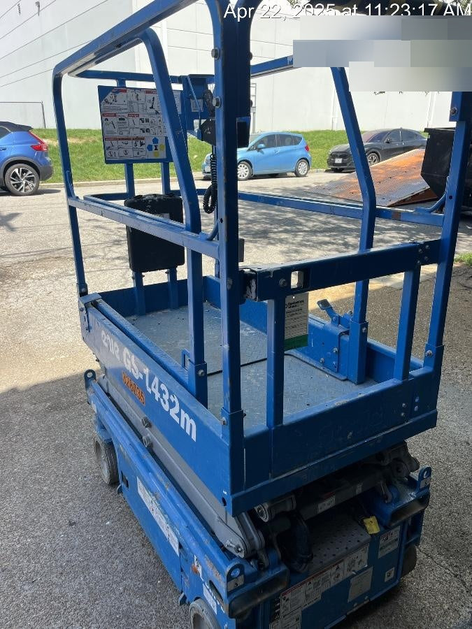 2023 GENIE GS-1432