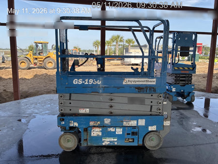 2019 Genie GS-1930 Fixed Rails with Chain Entry