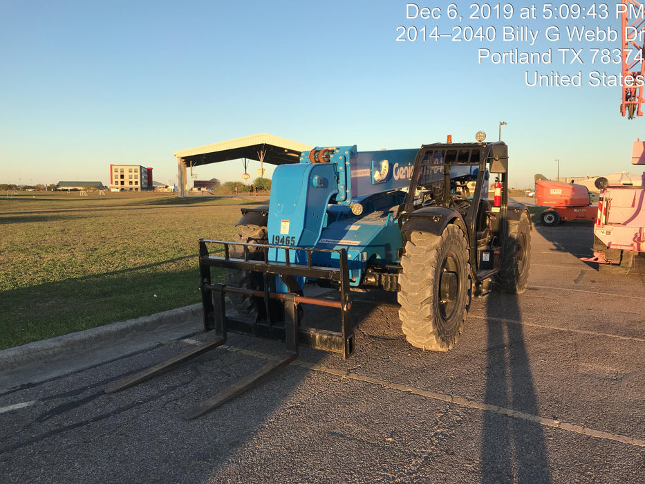 2018 Genie GTH-844 Genie GTH-844 w/ROPS, Work Lights, Solid Tires, RH Cab Mesh, Beacon, 60" Carriage and Forks
