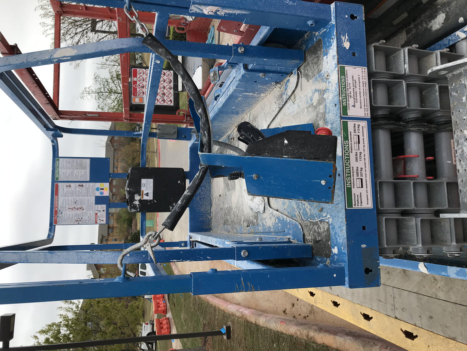 2019 Genie GS-1930 Fixed Rails with Chain Entry