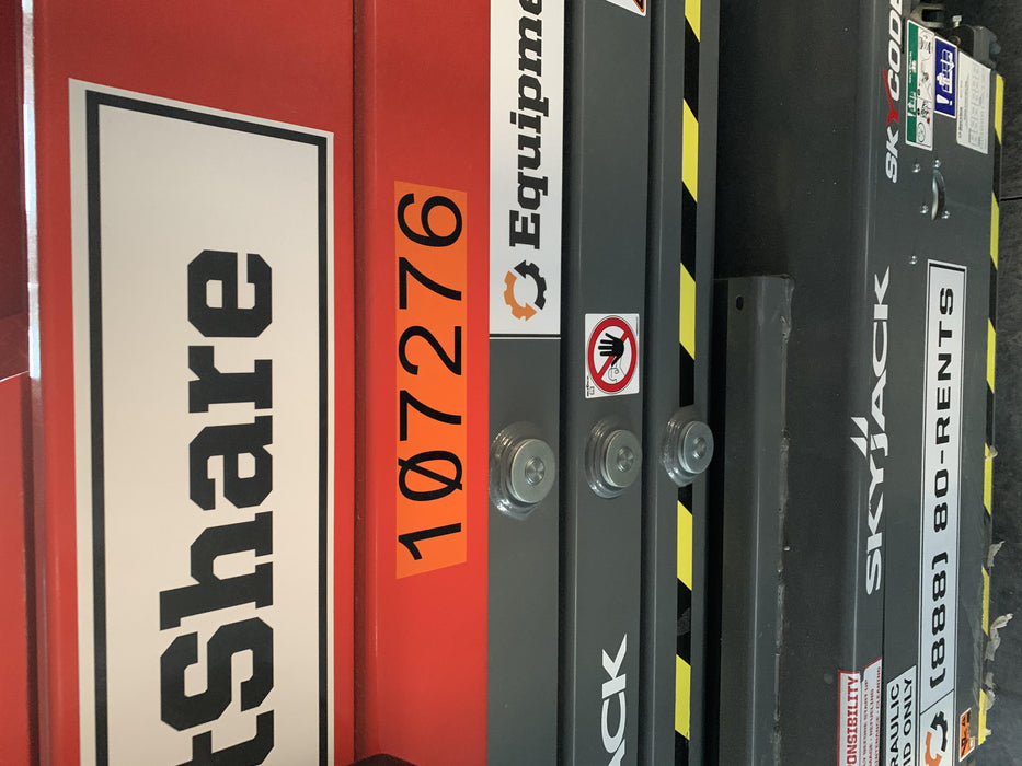 2020 Skyjack SJIII-3219 Solid NM Tires, Half height spring hinged entry gate, Dual Beacons, 800W Inverter