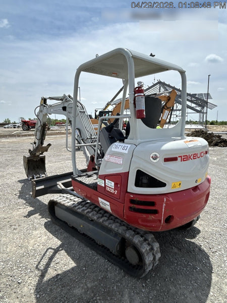 2022 TAKEUCHI TB235-2R