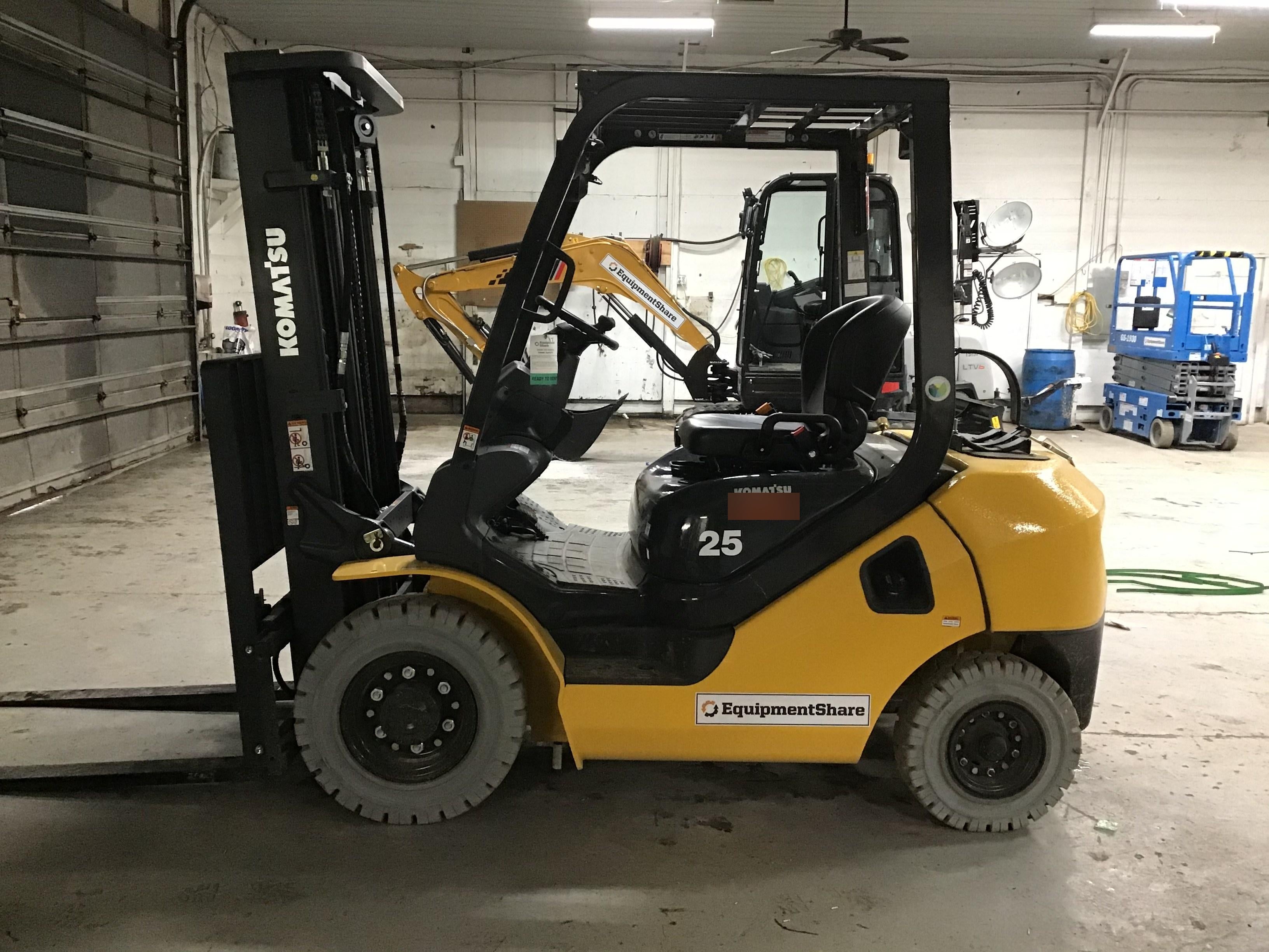 2020 KOMATSU FG25T-16