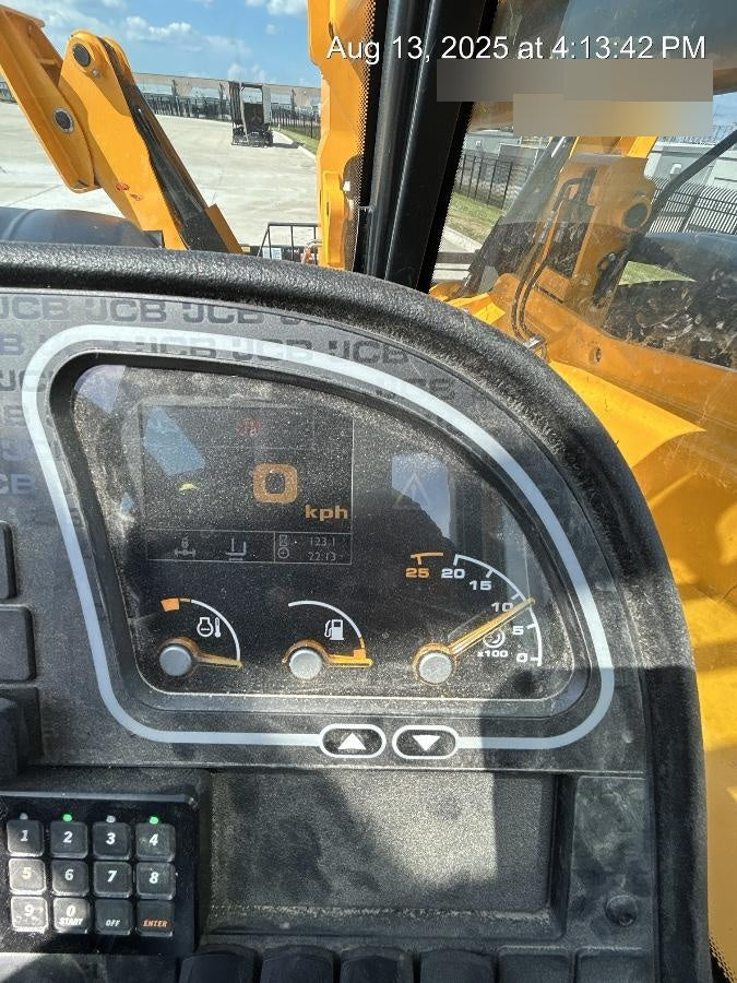2025 JCB 510-56