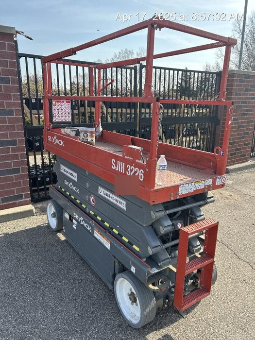 2017 Skyjack SJIII-3226 Standard Rental Specs