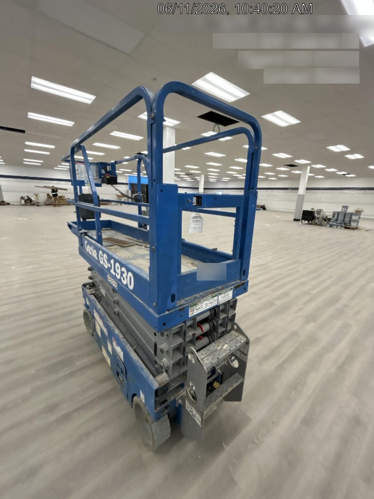 2019 Genie GS-1930 Half Height Swing Gate, 800W Inverter